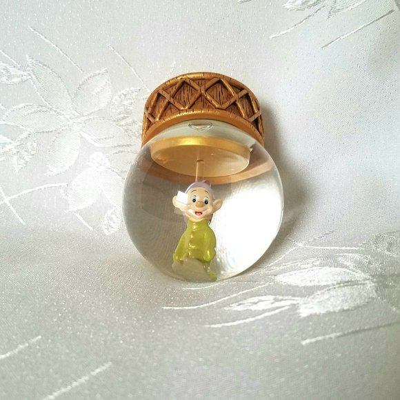 Disney Mini Snow Globe DOPEY Ornament Christmas Tree Tabletop - Picture 2 of 9
